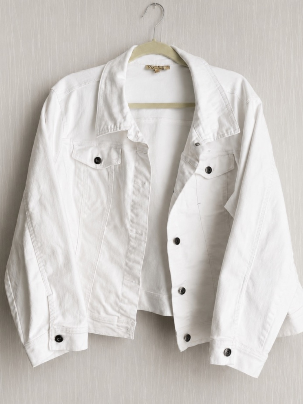 DG2 by Diane Gilman White Denim Jacket Women’s Plus Size 2X Stretch Jean Jacket